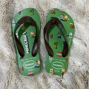 Minecraft Havaianas flip flops size 11